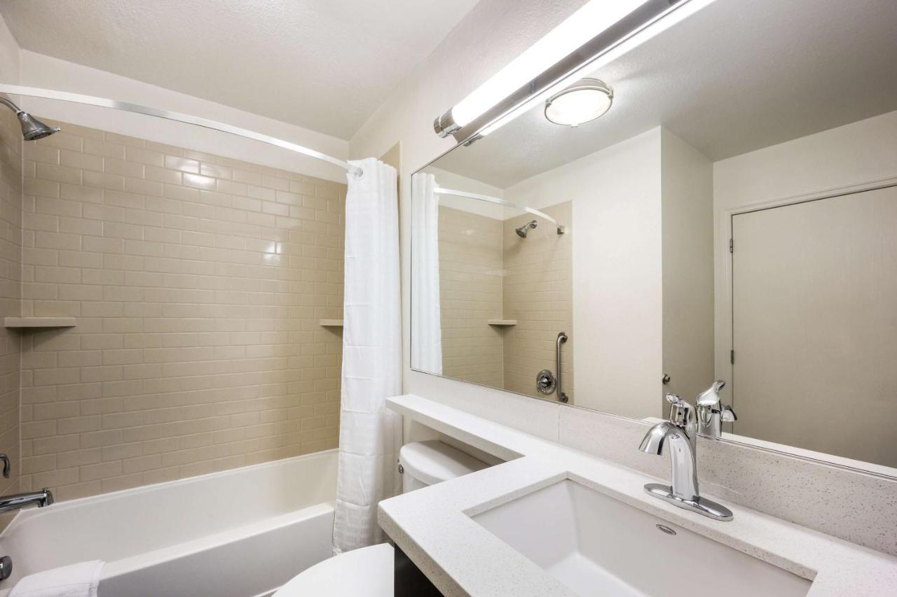 Sonesta Simply Suites Atlanta Gwinnett Place Duluth Exterior photo