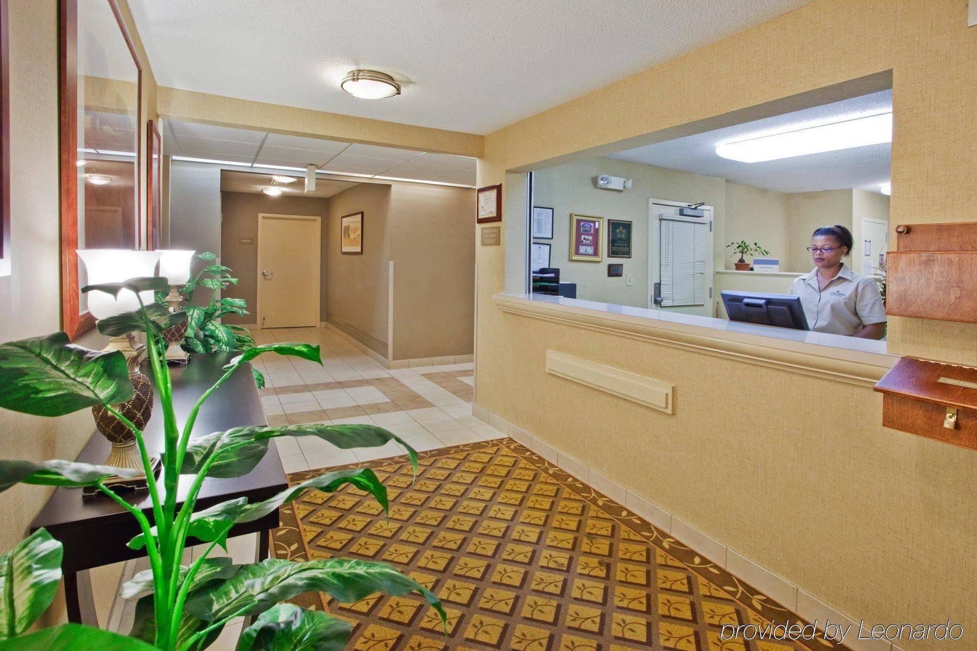 Sonesta Simply Suites Atlanta Gwinnett Place Duluth Interior photo